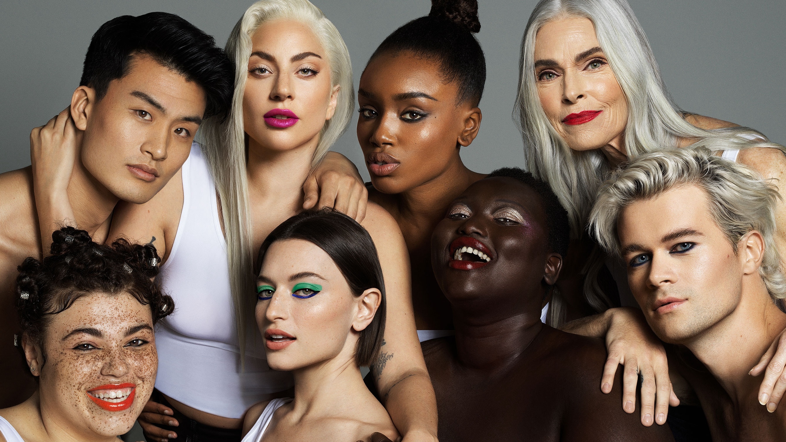 Já pode comprar a maquilhagem de Lady Gaga em Portugal. 5 produtos que queremos mesmo experimentar