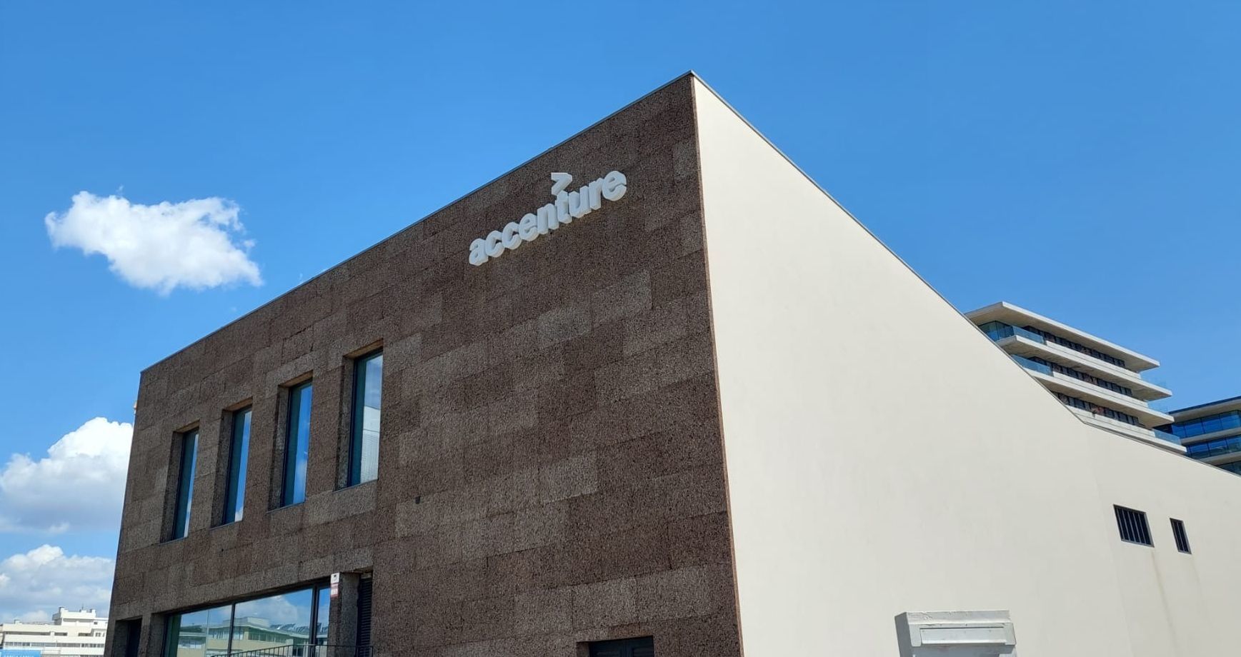 Accenture inaugura primeiro centro europeu de cibersegurança em Matosinhos