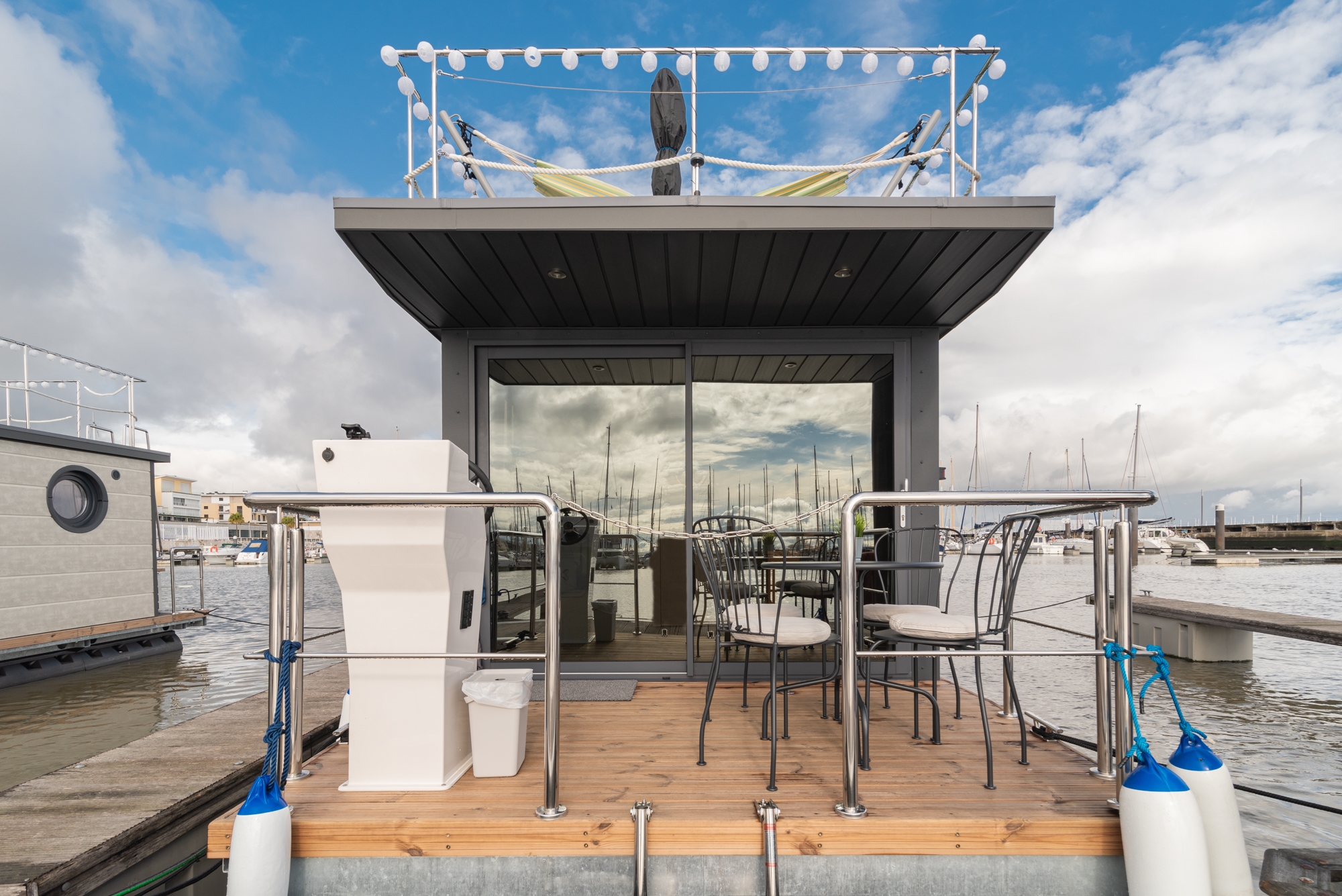 BoatLovers. Chegou o Airbnb dos barcos, para fazer uma festa ou pernoitar