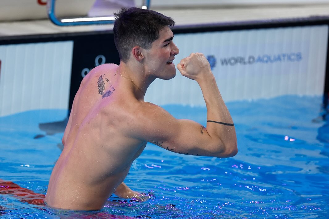 Diogo Ribeiro é novamente campeão do mundo. Português de 19 anos venceu prova dos 100 metros mariposa