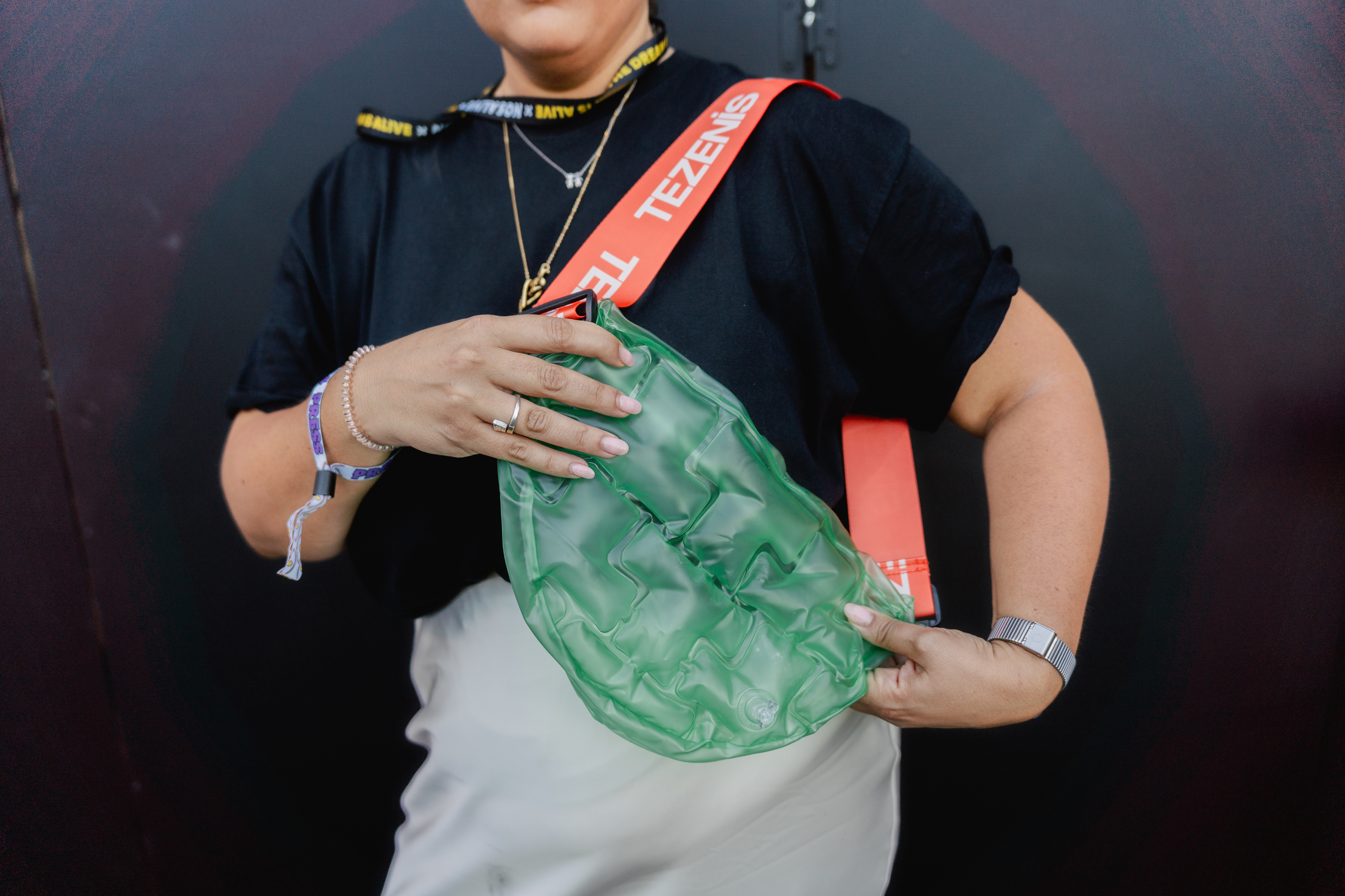 NOS Alive. Das noites em hotéis de 5 estrelas a camisas havaianas, estes 11 locais têm os melhores brindes