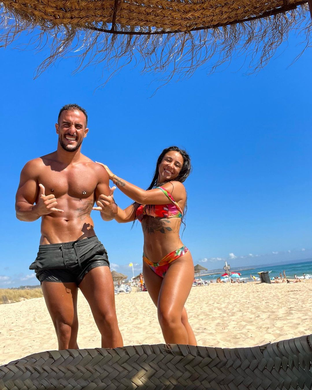 Mulher de Nininho Vaz Maia ajudou-o a “ser feliz”. Veja 21 fotos do cantor com Triana Marín