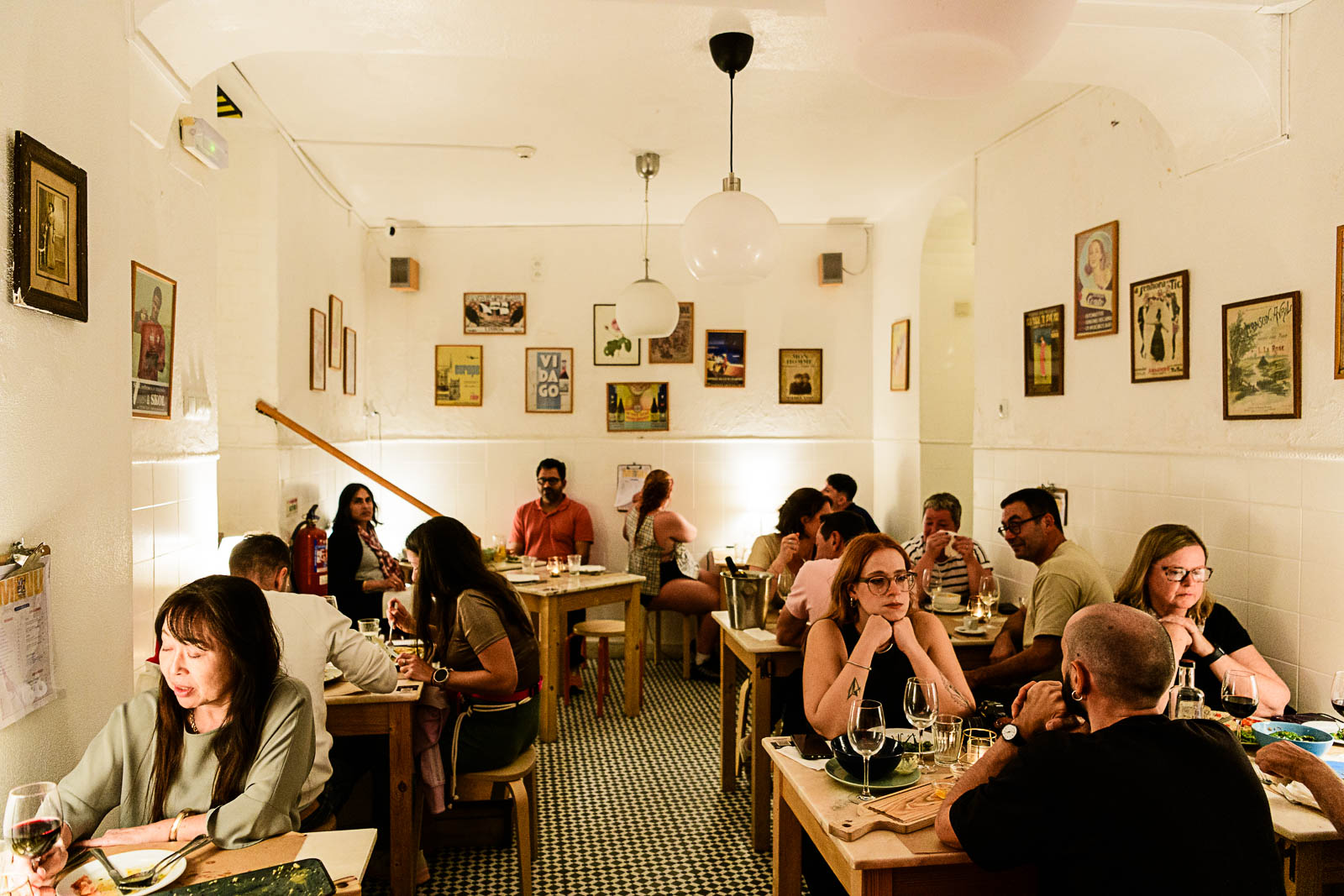 Velha Taberna. Esta casa de fados reabriu com fado “sem etiqueta” e “sem medo” (e petiscos que sim, senhor)
