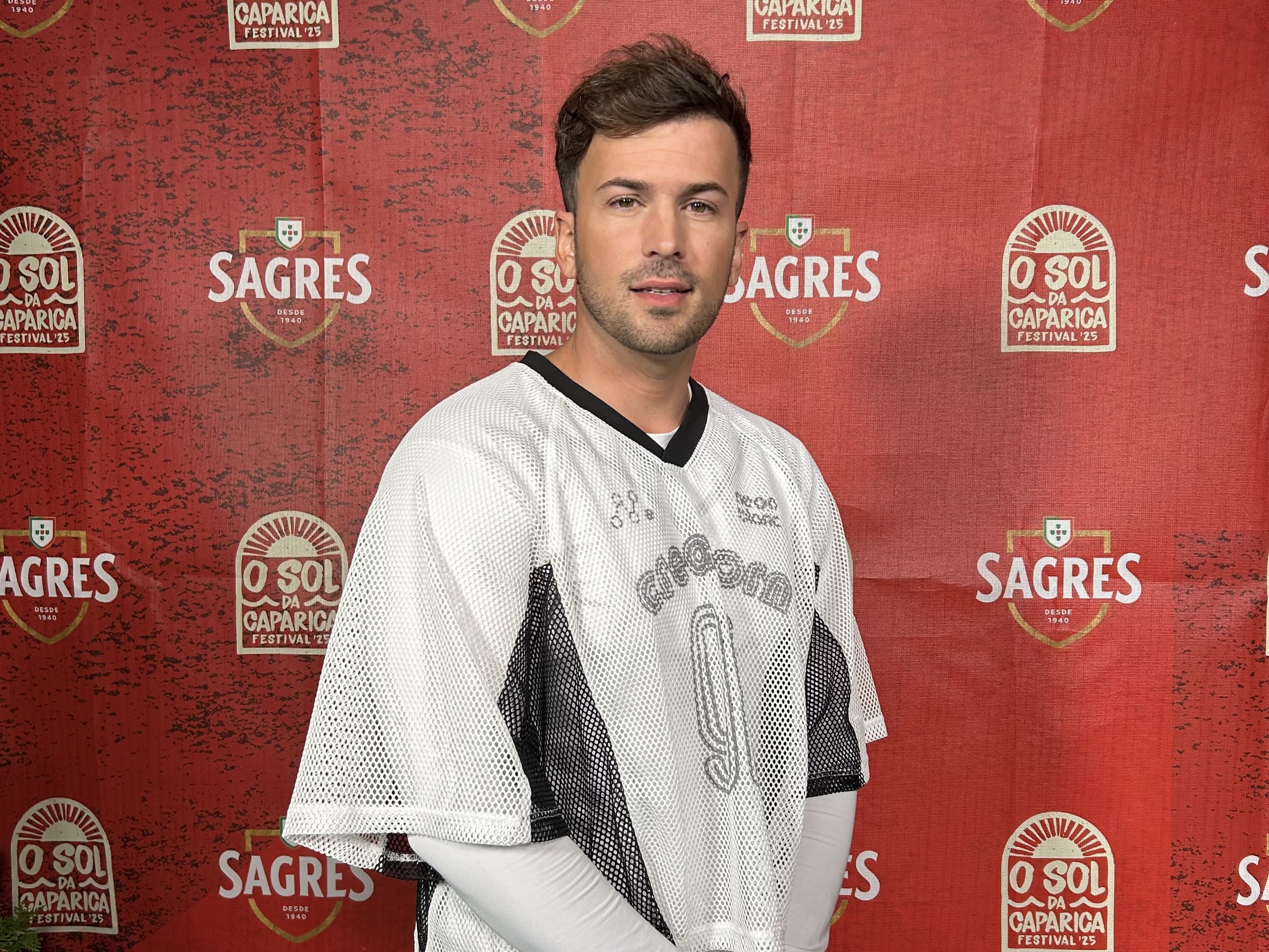 David Carreira recorda a irmã em concerto emotivo. “Estava com a Sara no palco e vi os olhos dela”