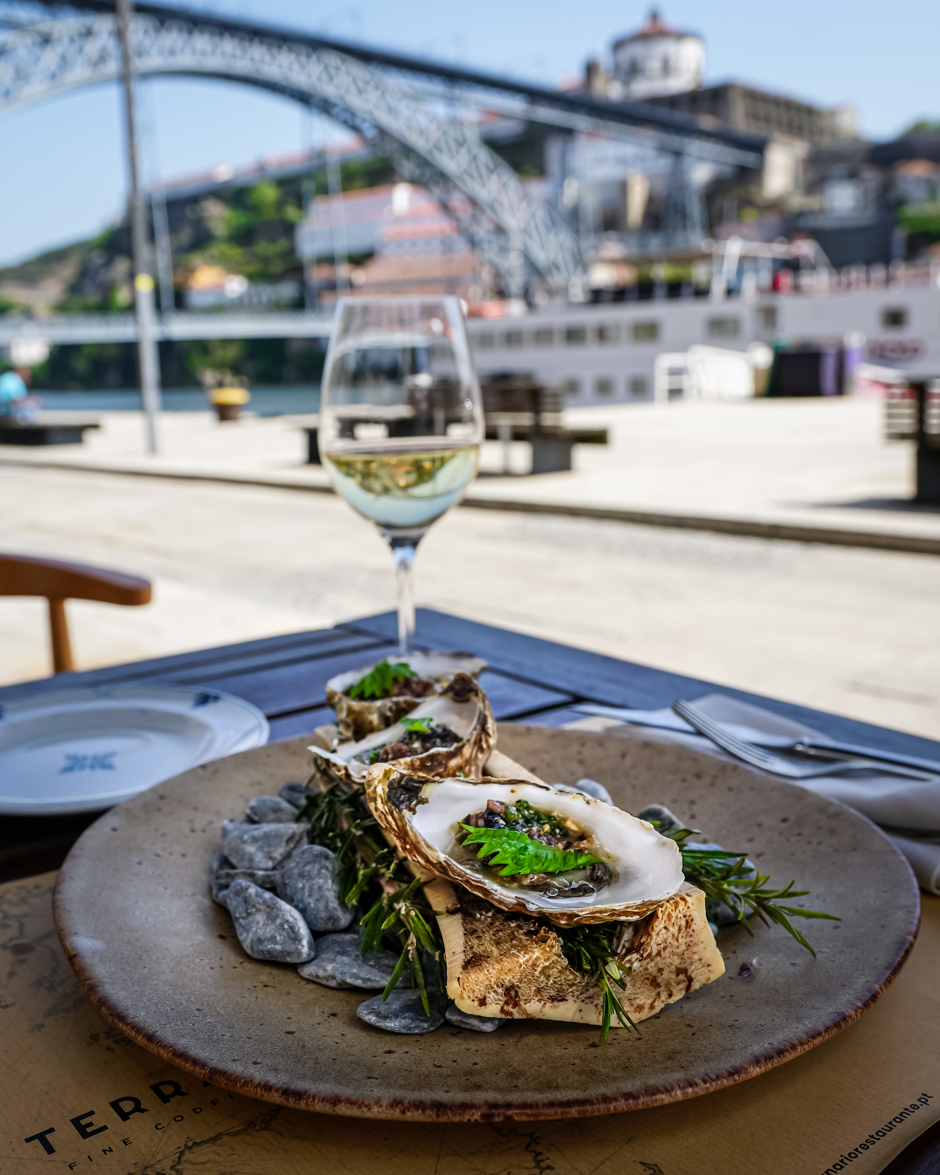 Terra Nova. O bacalhau da Islândia teve um date com as ostras de Aveiro — e nós provámos tudo