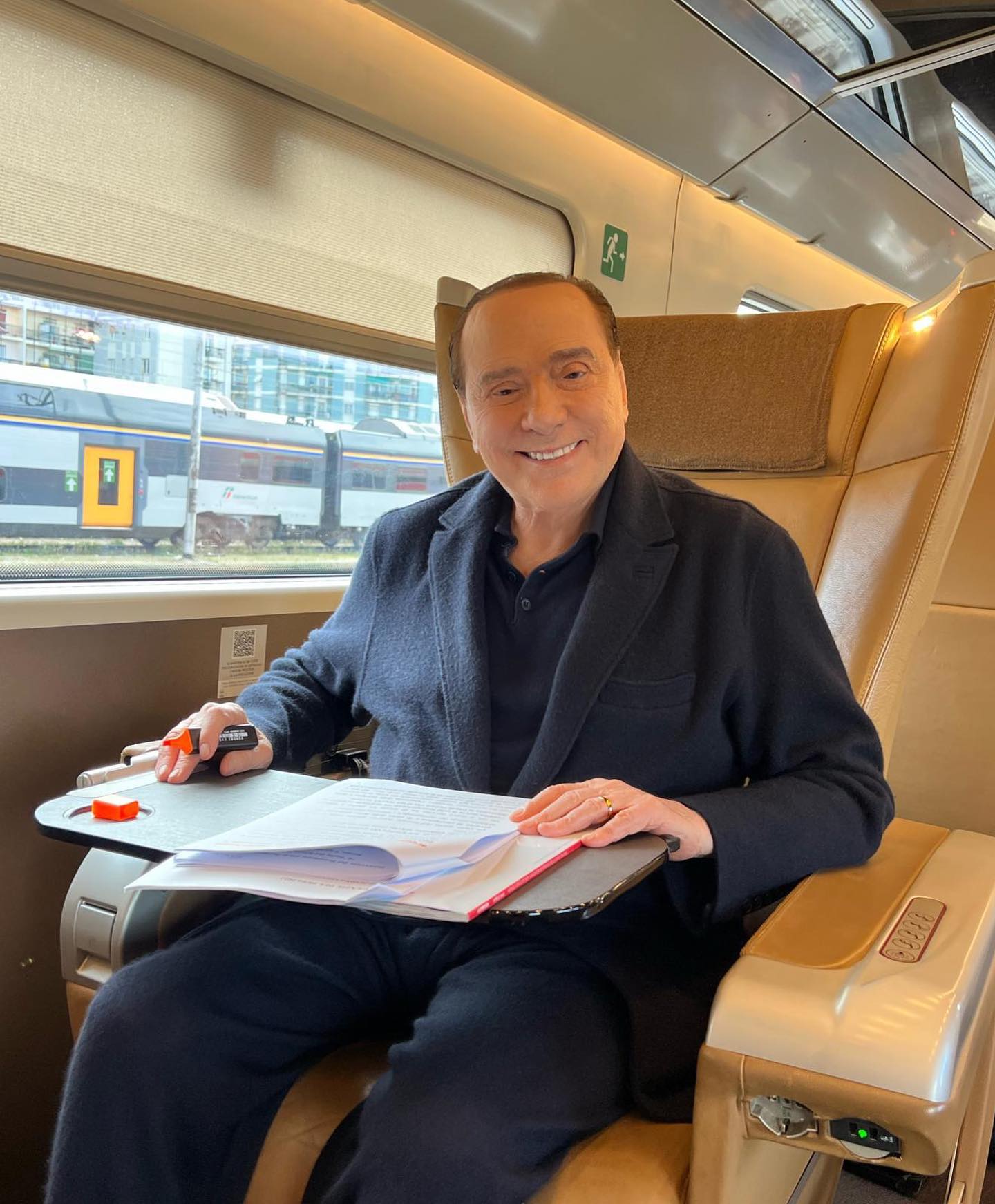 De novo nos tribunais, Silvio Berlusconi é acusado de ter “escravas sexuais” em festas