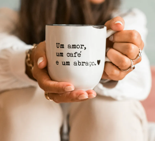 Das decorações de Natal às canecas: 20 peças da nova coleção do Gato Preto (a partir de 1,99€)