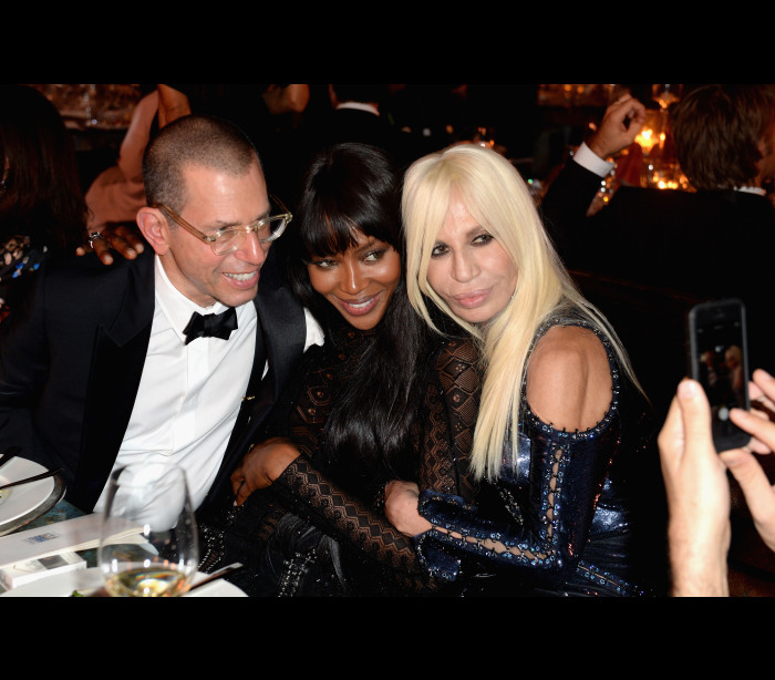 As piores fotos de Donatella Versace - Atualidade - SAPO Lifestyle