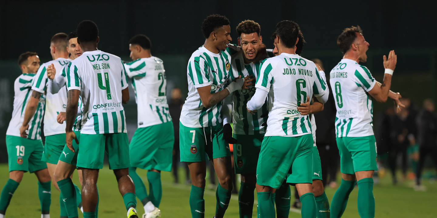 Rio Ave elimina São João de Ver nos 'quartos' da Taça de Portugal com golo aos 90+8