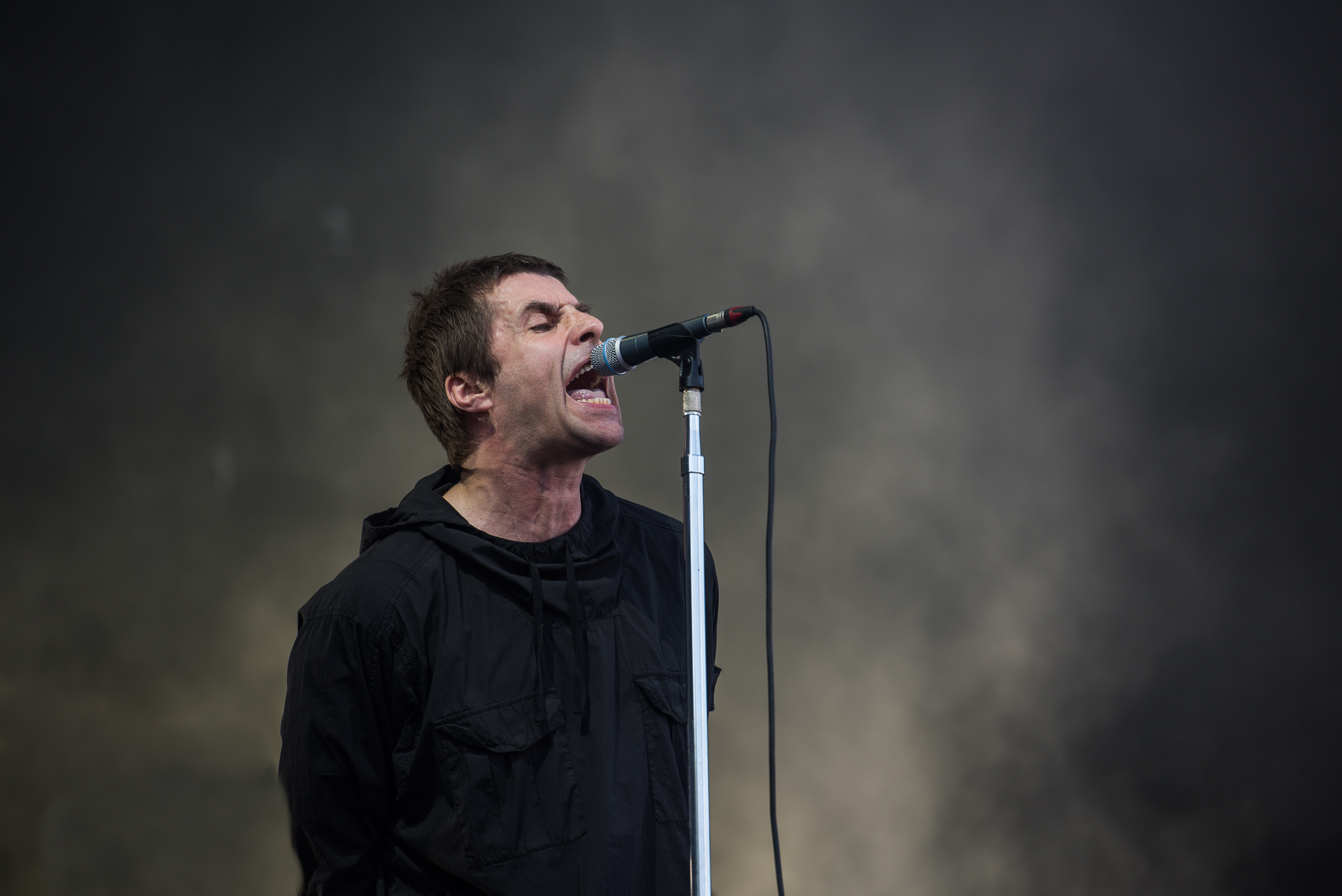 “Wonderwash”, a nova mini versão para “Wonderwall” criada por Liam Gallagher