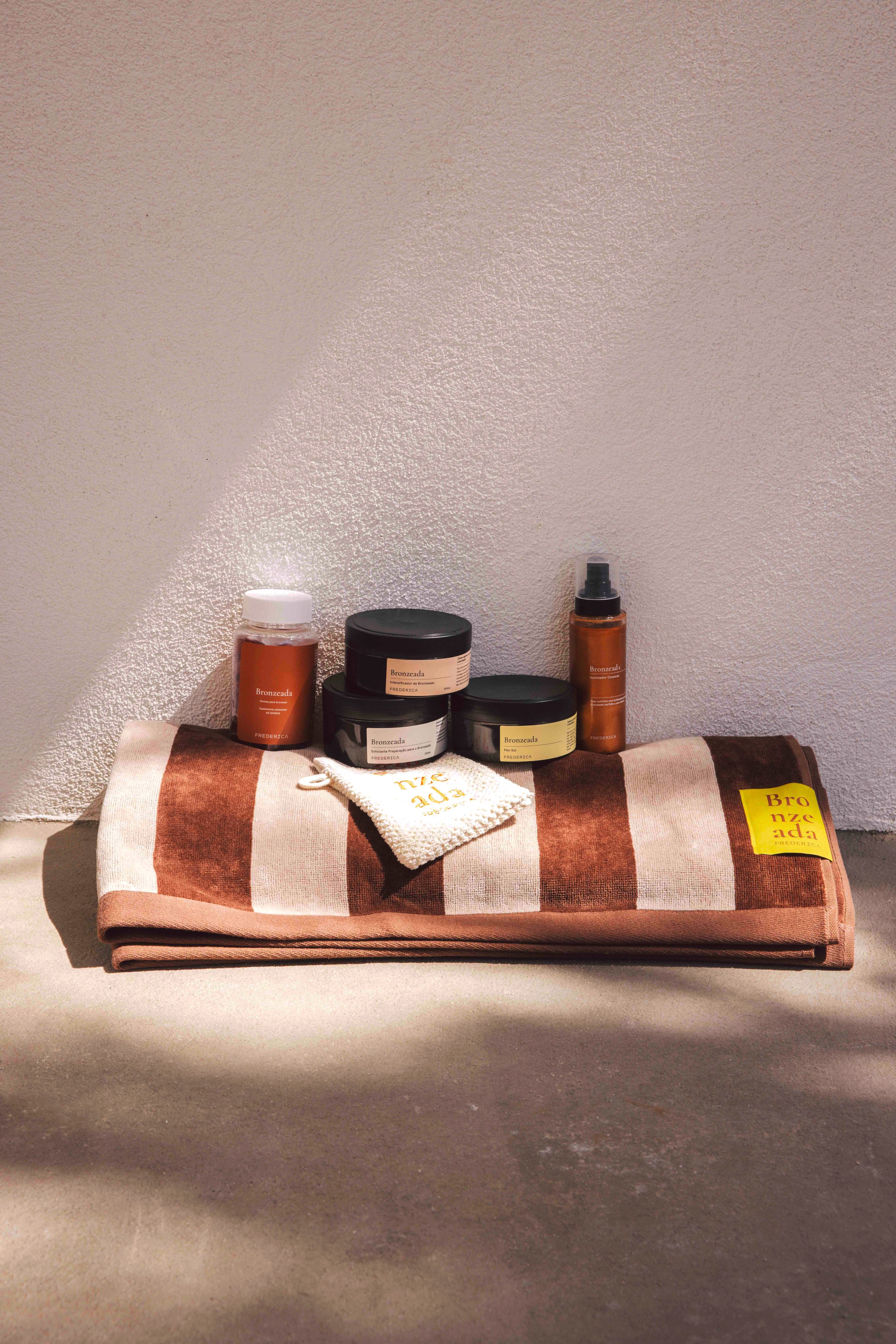 Marca de Vanessa Martins está a oferecer toalhas de praia da Torres Novas. Saiba como