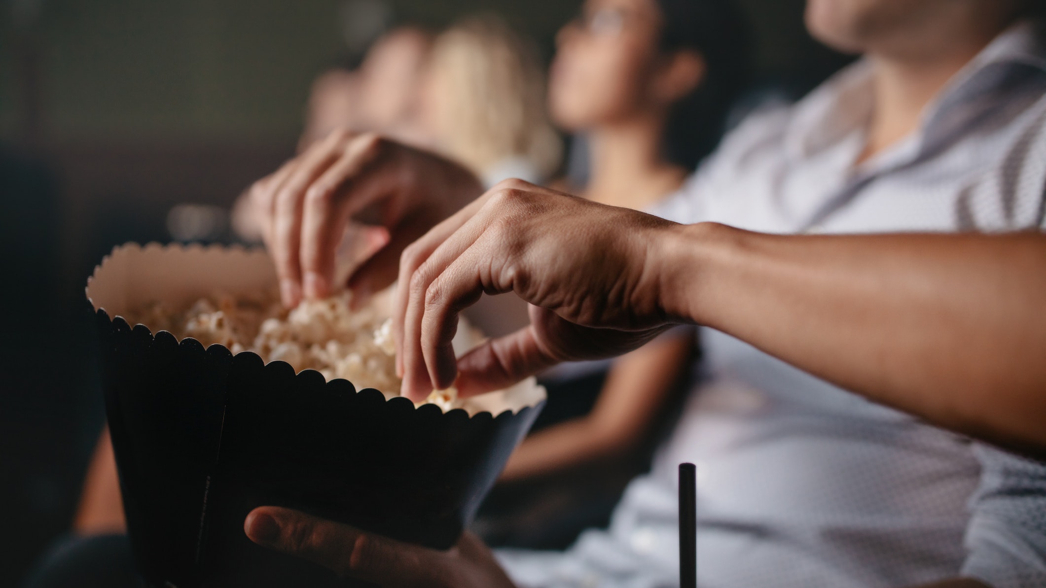 Pipocas e bebidas passam a ser proibidas nos cinemas portugueses. Conheça a nova medida da DGS