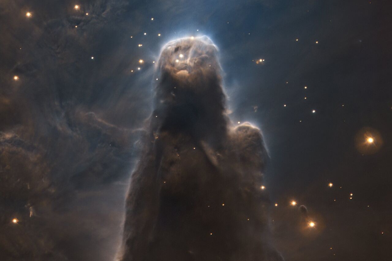 Este novo hotel a meia hora de Lisboa tem um rooftop que nos faz querer saltar já para o verão