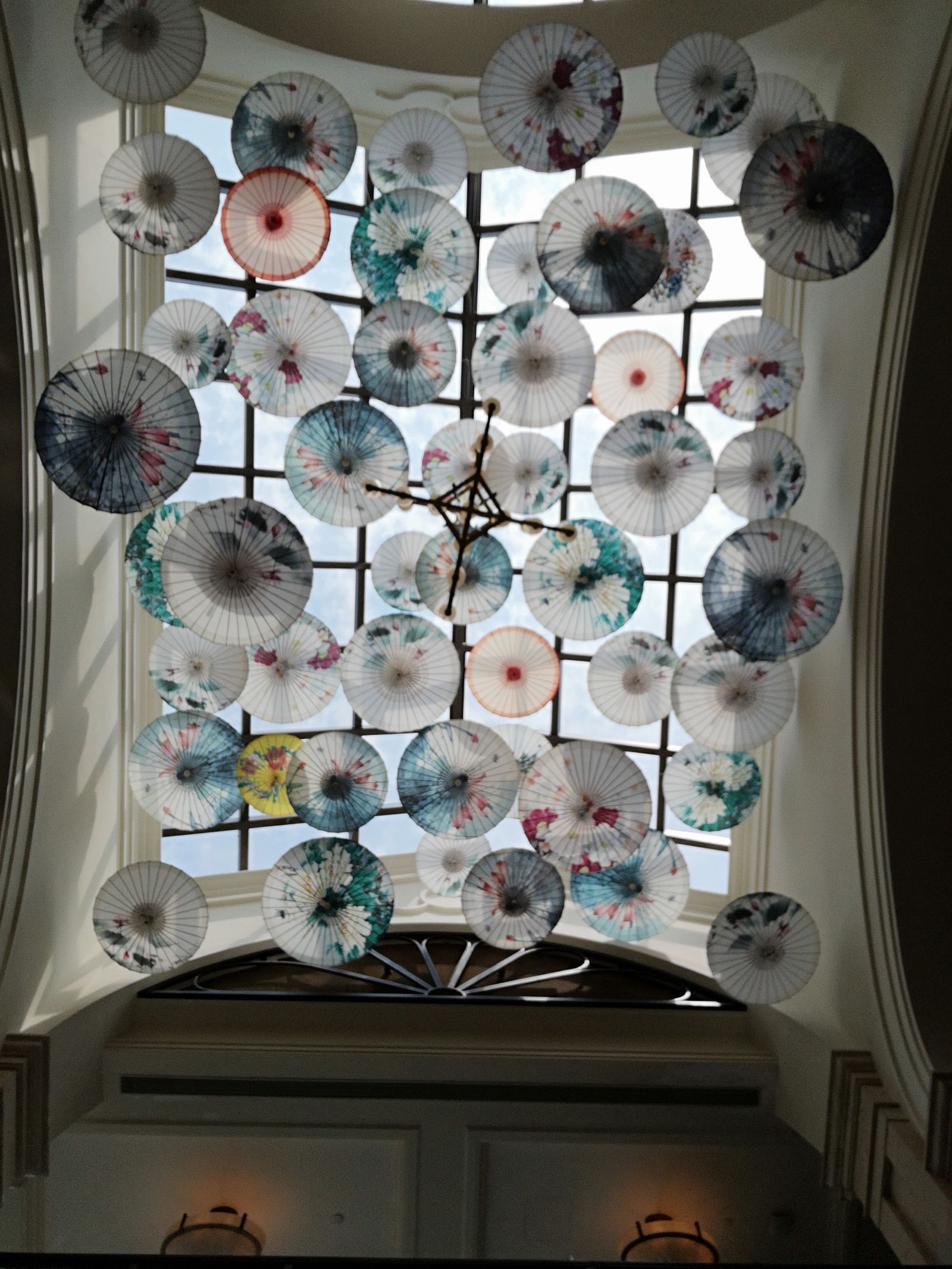 Incêndio destrói hotel de luxo nos Açores. Vizinhos tiveram de ser evacuados