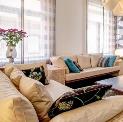 “Este quarto está a ser visto por 8 pessoas”. “Resta apenas 1 quarto”. Isto é ilegal e vai acabar