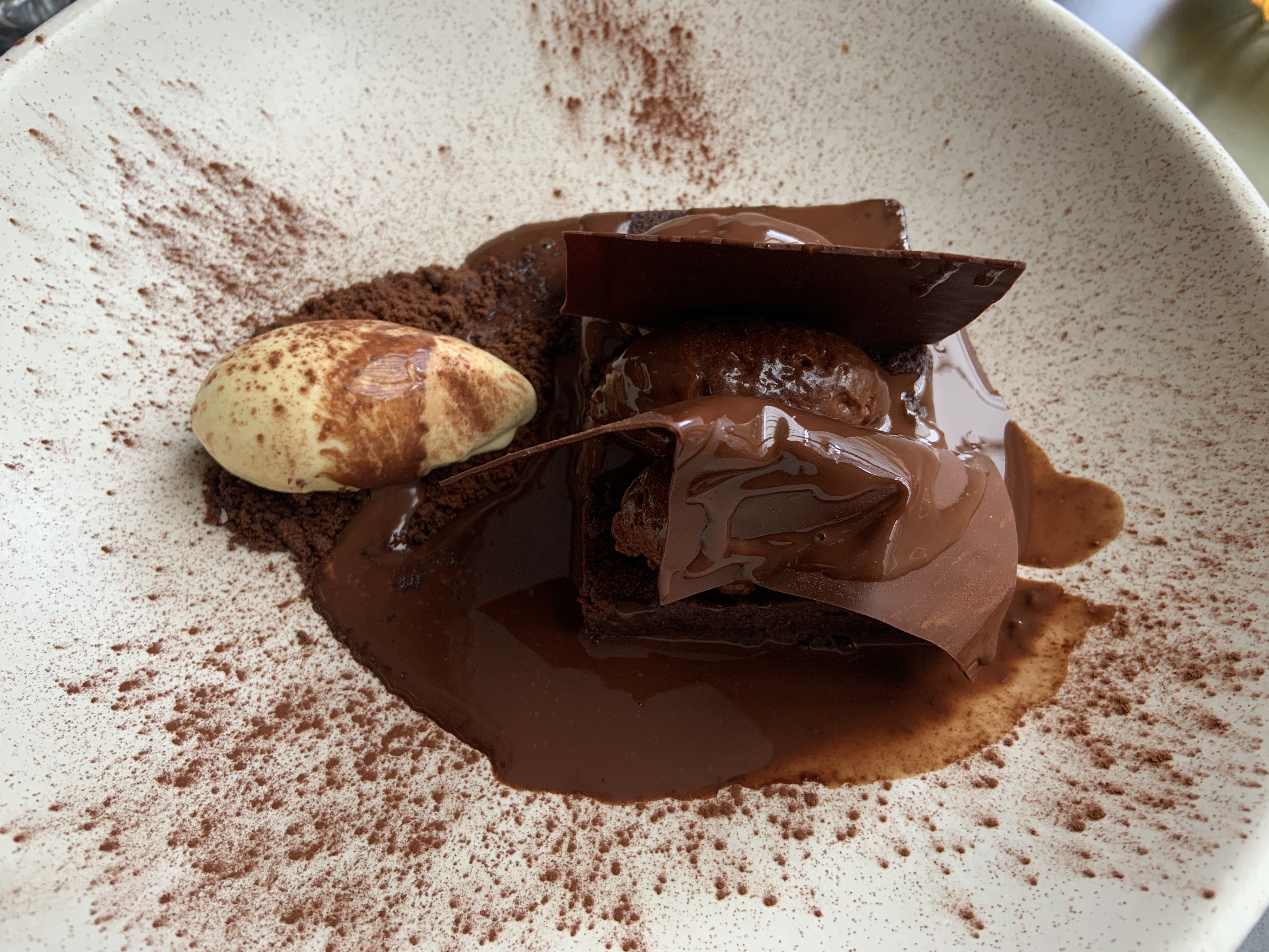 Restaurante do Pestana Porto — A Brasileira reabriu no centro do Porto. E tem uma carta de fun dining