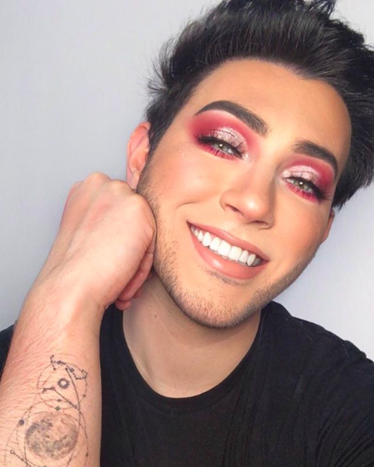 Youtube. Vai poder experimentar a maquilhagem dos seus youtubers preferidos