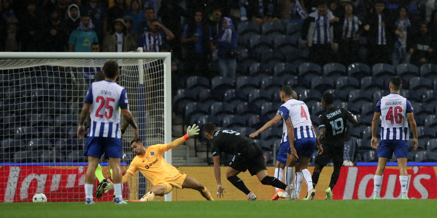 Porto 🆚 Club Brugge, Dragões levam Sowah do campeão belga 🥶