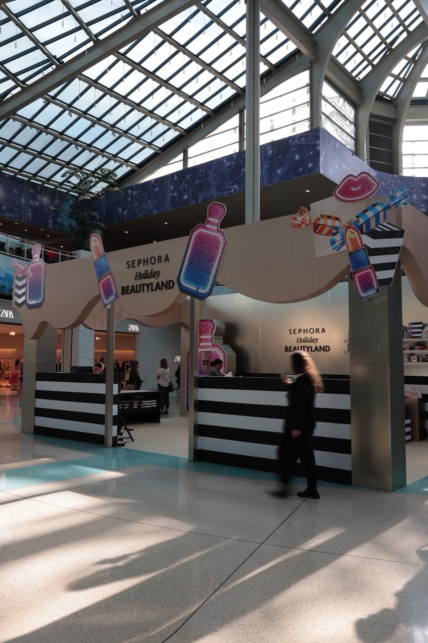 De atividades a retoques de maquilhagem. Os amantes de beleza vão vibrar com a pop-up de Natal da Sephora