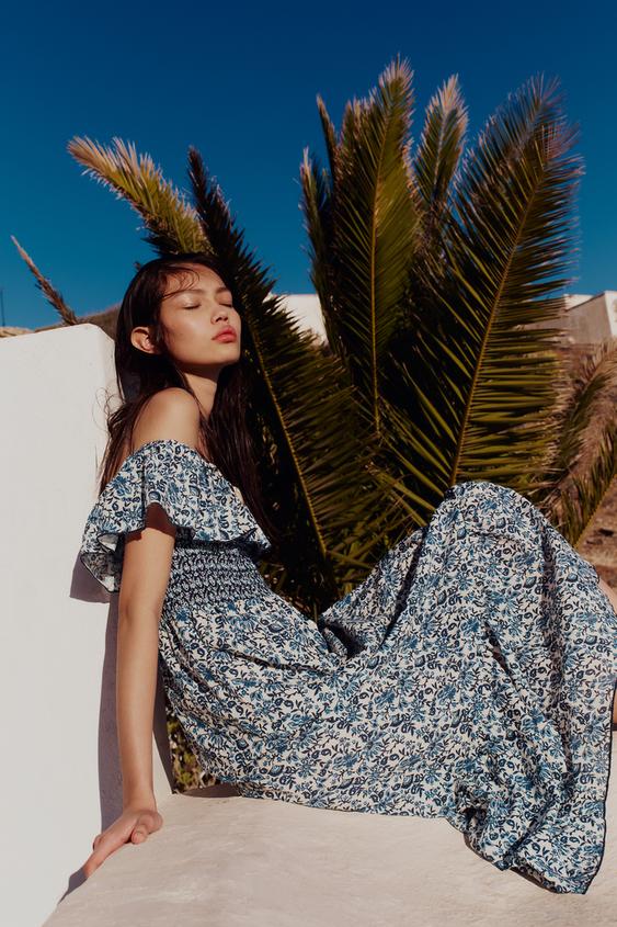 Não há peça mais primaveril do que um vestido florido. Espreite 15 sugestões para todos os gostos