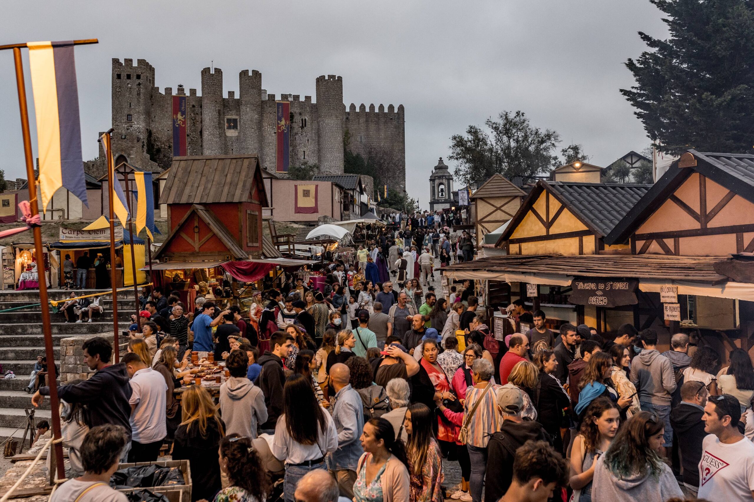 O Mercado Medieval de Óbidos está mesmo quase aí. E há vários dias para o visitar em família