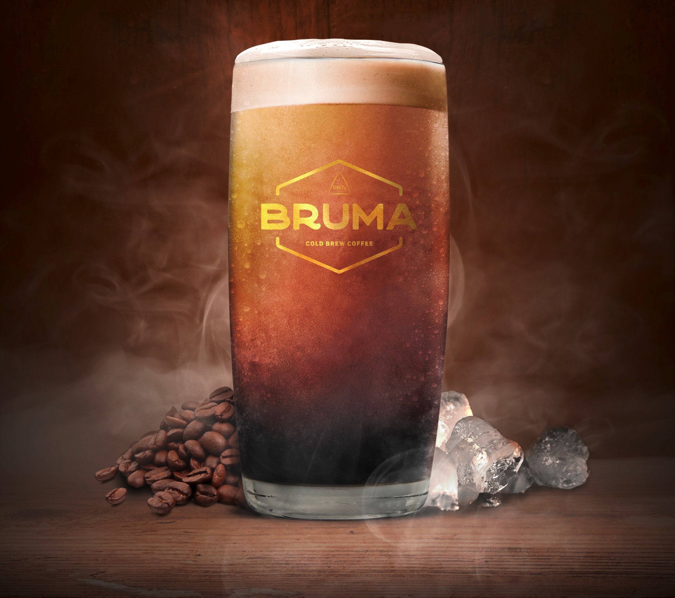 A cerveja à pressão ganha um rival. Este verão peça um café geladinho numa esplanada