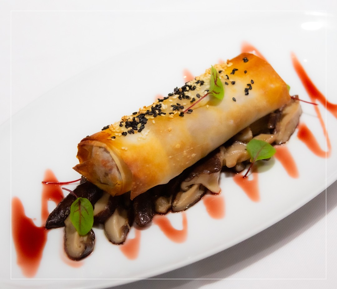 Ovos rotos com pata negra e cannelloni de alheira. Pobre Tolo já reabriu com novos pratos