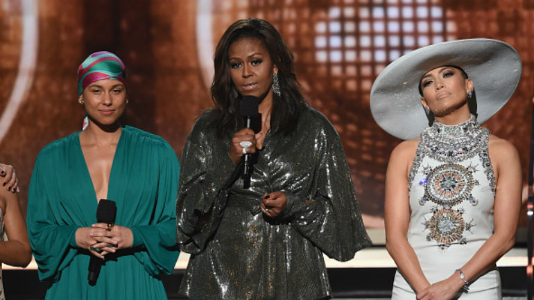 Mãe de Michelle Obama dá raspanete à filha por não lhe ter dito que ia aos Grammys