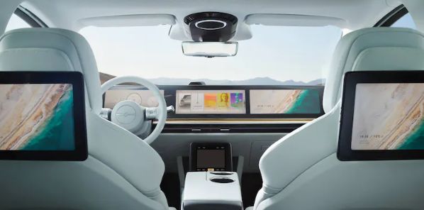 4 modelos salvas do navio de cantor brasileiro após denúncias de assédio sexual e tráfico humano