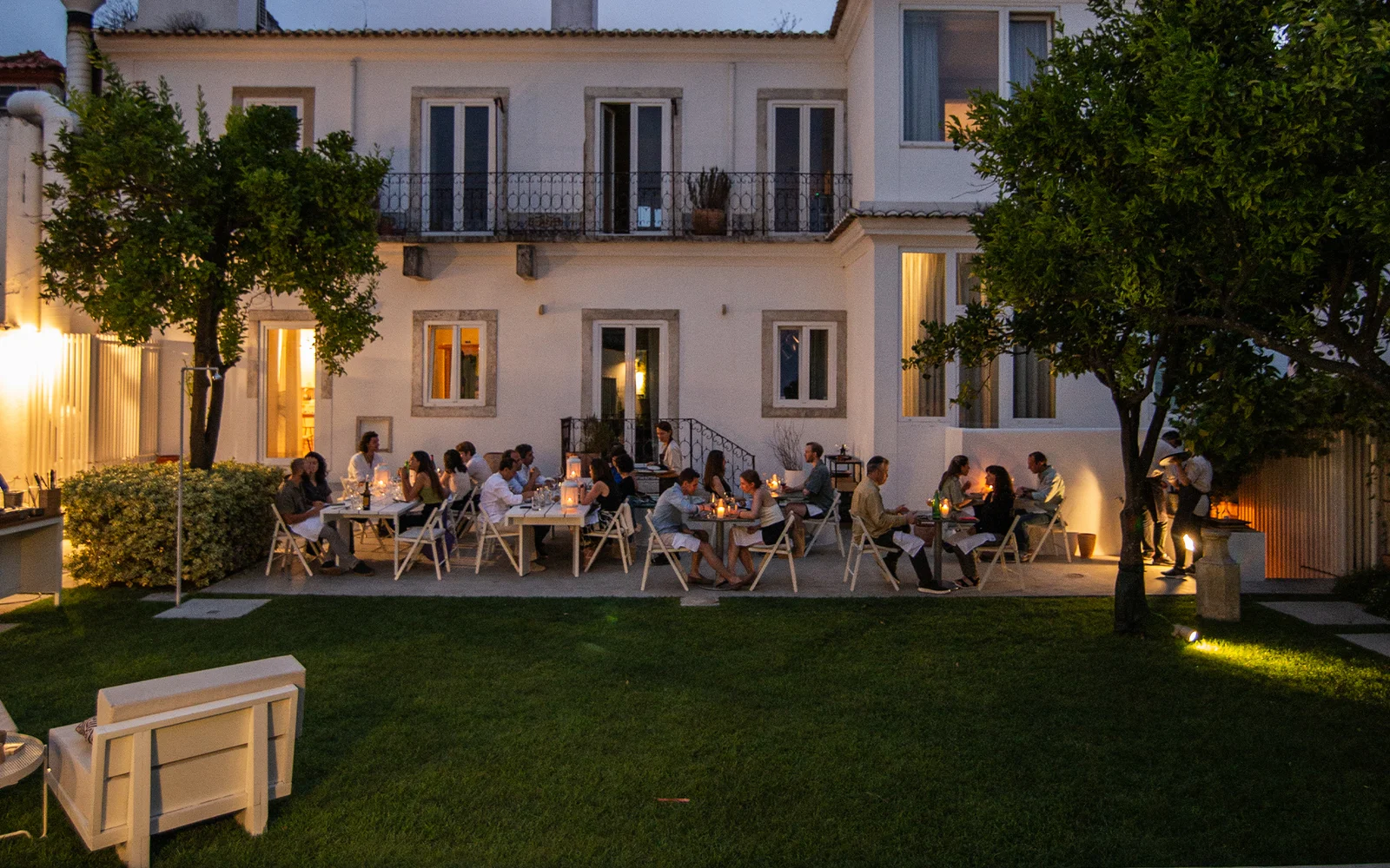 Jantar num jardim secreto e com comida de chef? Vítor Adão regressa com este Plano de verão