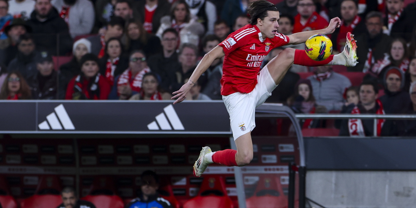 Benfica: Barcelona atento a Álvaro Carreras durante jogos dos 'oitavos' da Liga dos Campeões