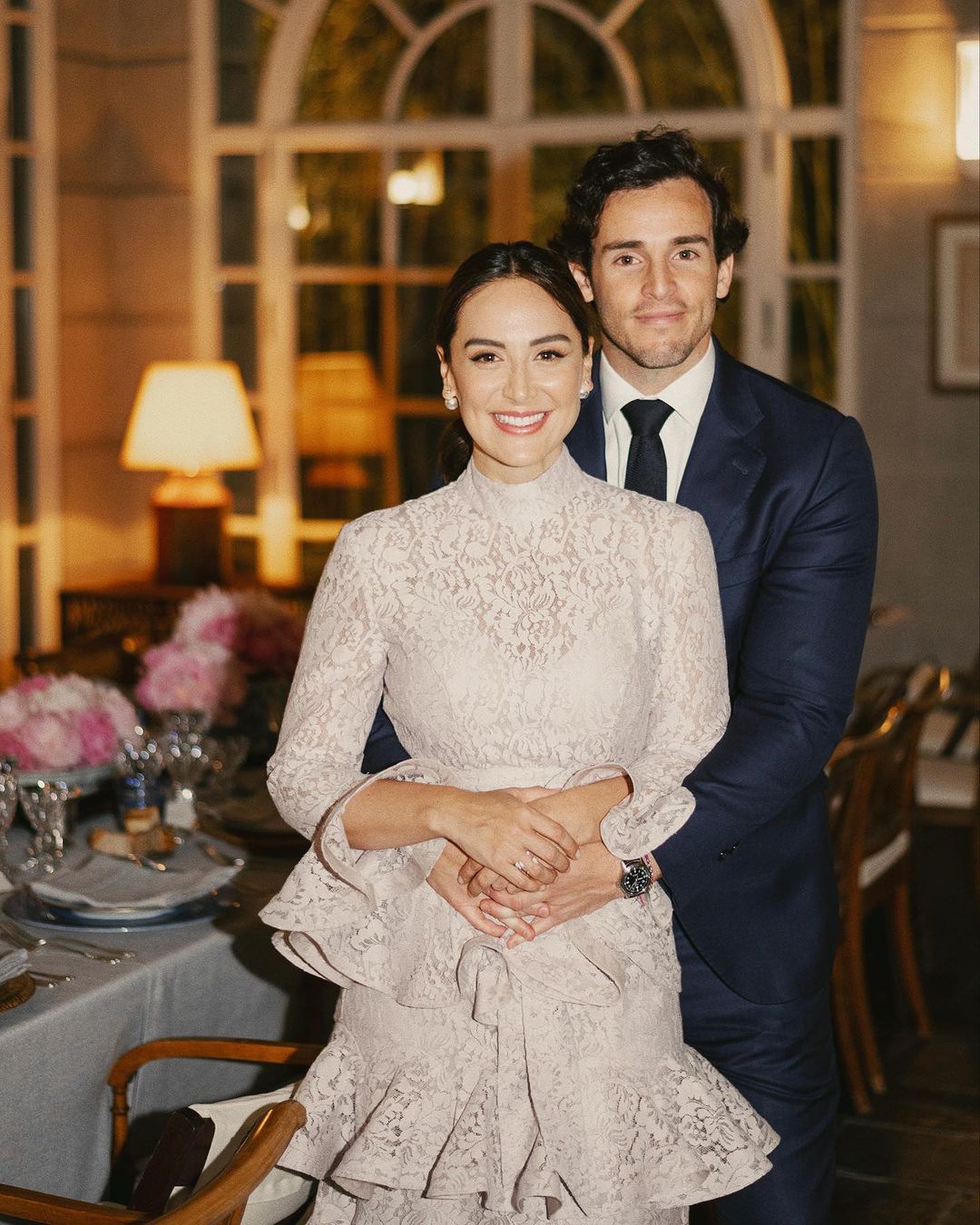 1 ano depois das traições, Tamara Falcó e Iñigo Onieva casaram-se (e até a roupa do padre ardeu)