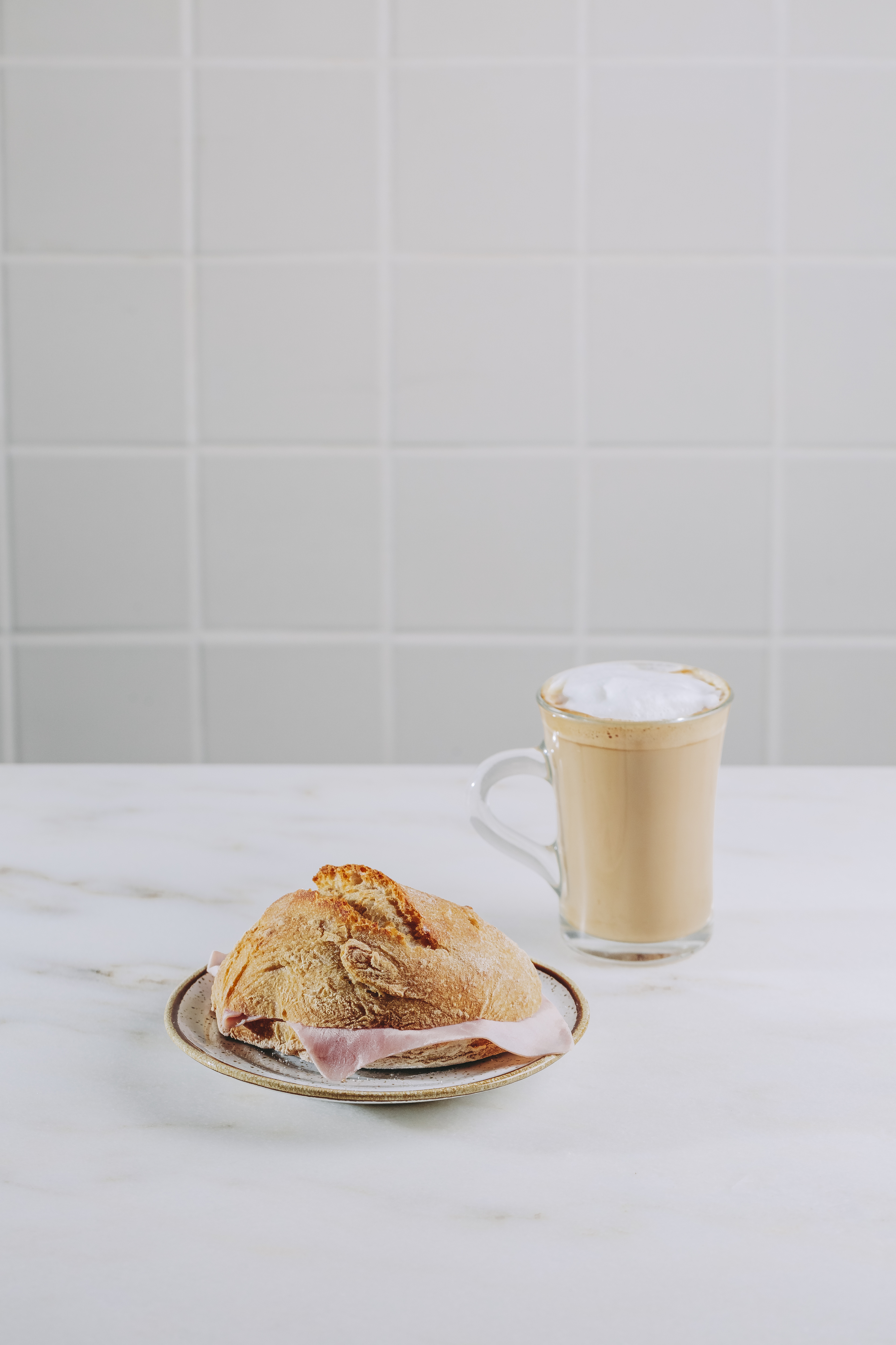 A Padaria Portuguesa vai ter pequenos-almoços grátis nestas 7 lojas. Saiba quando