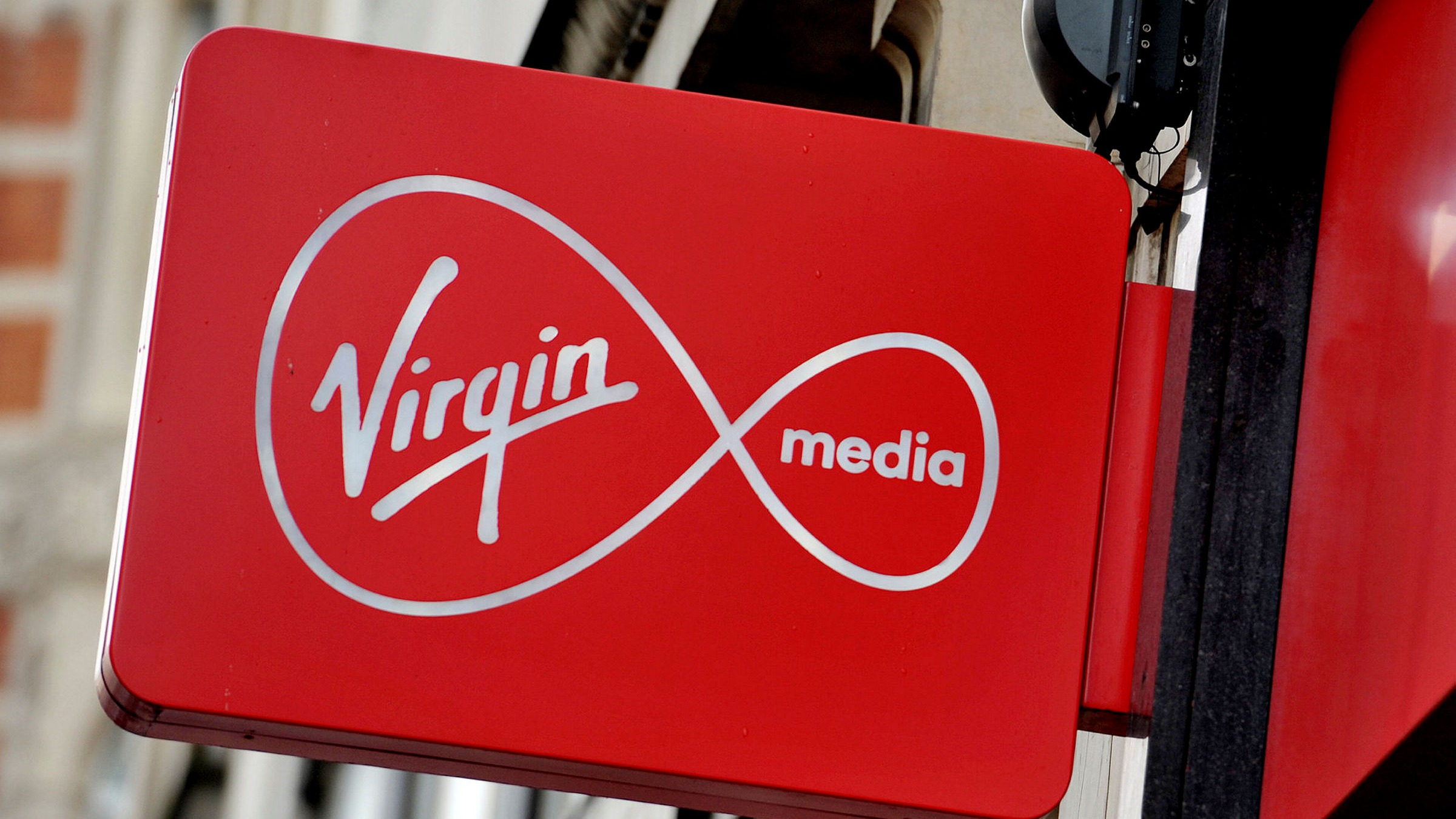 Virgin Media e O2 juntam-se em negócio de 31 mil milhões de libras para criar a maior operadora britânica