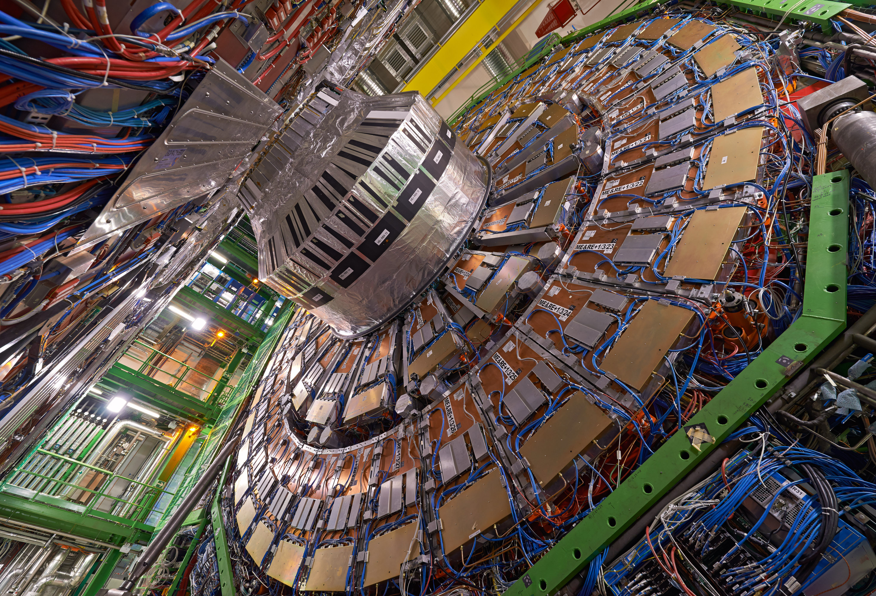Portugal envolvido em projeto do CERN que pode reescrever leis do universo