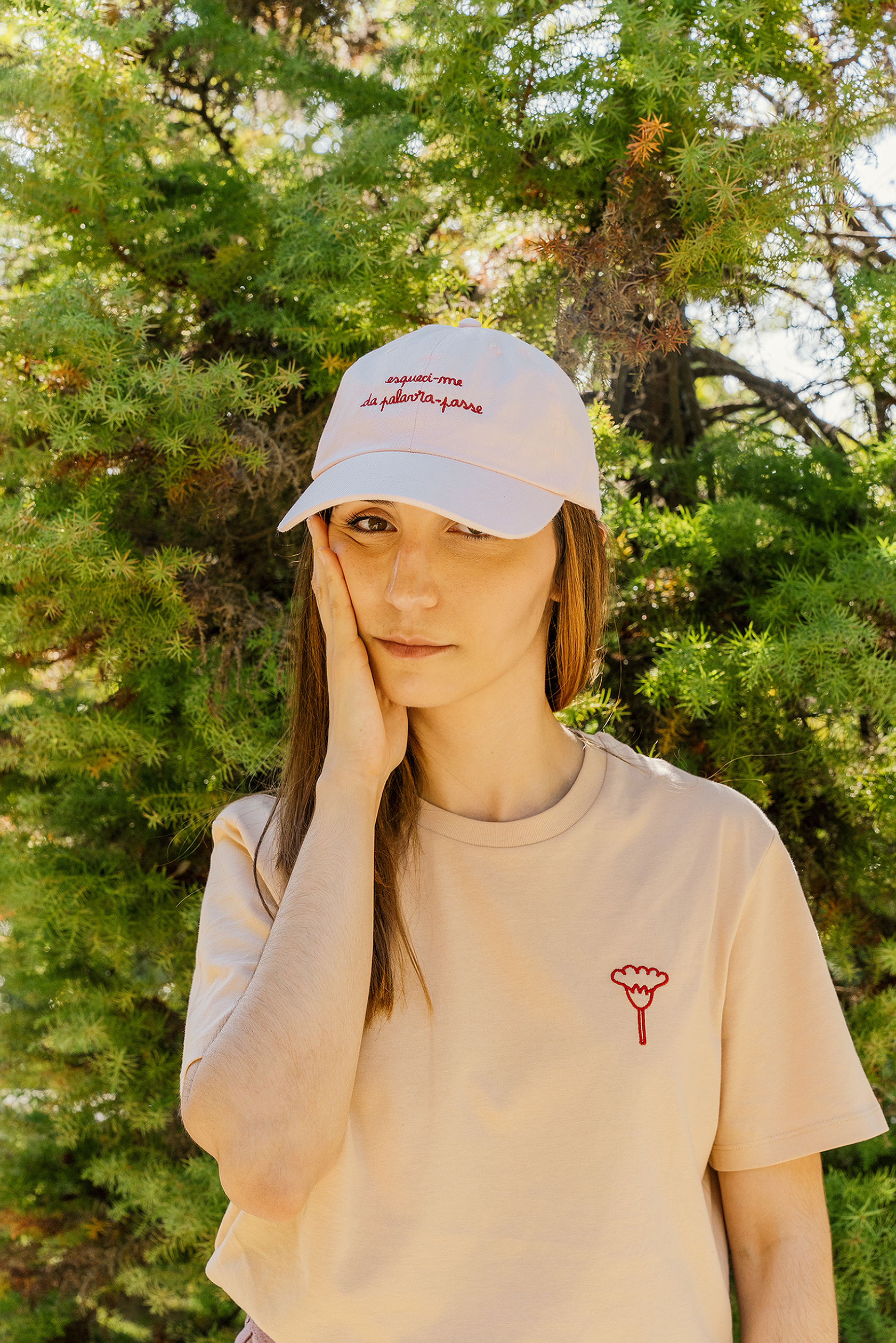 Clara Não lança marca de roupa para aquelas que são (e querem ser) impertinentes e ouvidas. Veja as peças