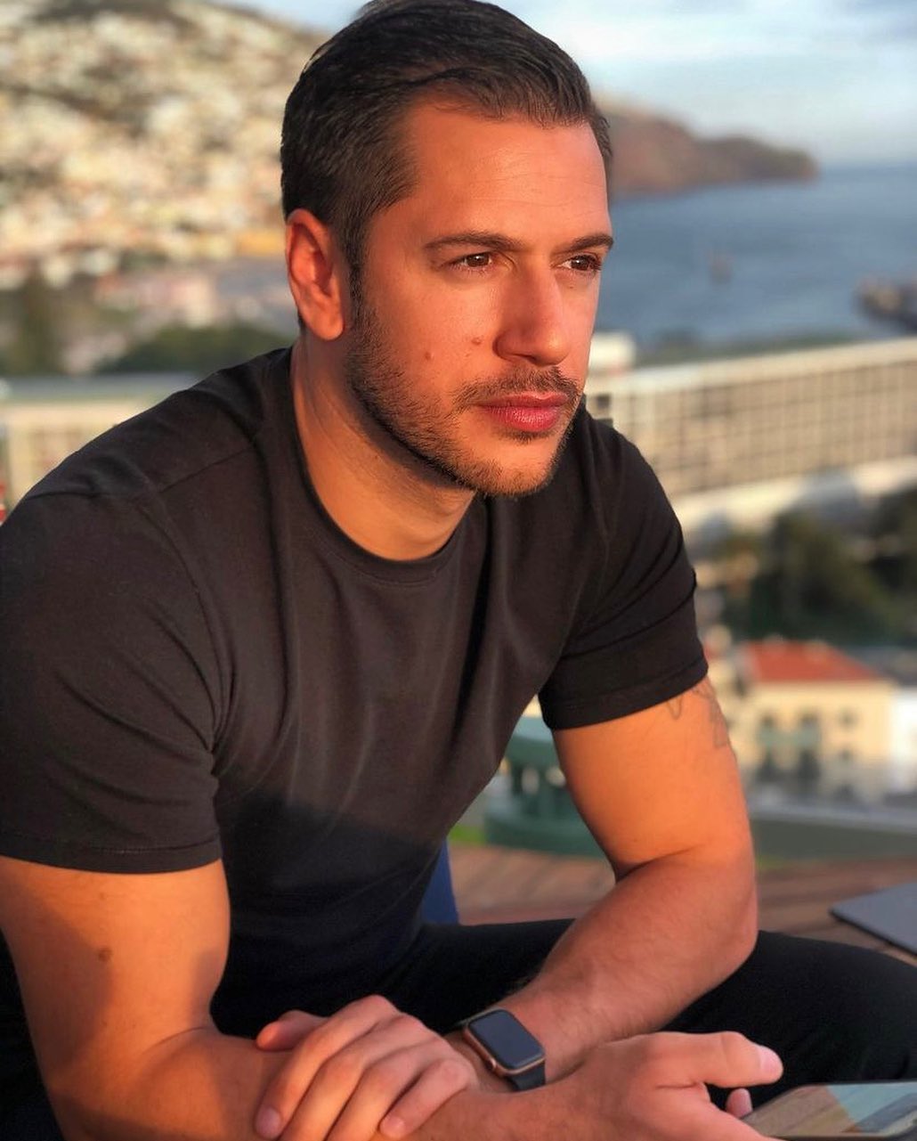 Bernardo Sousa pede respeito aos fãs. “Deixem em paz as pessoas que estiveram na minha vida”