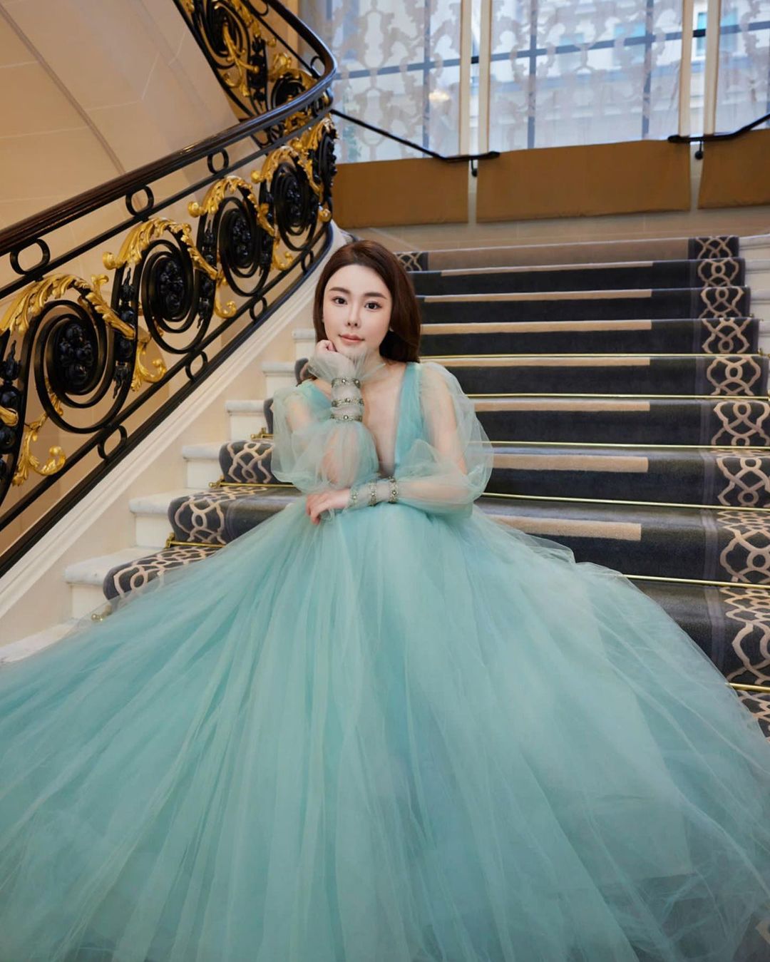 Restos mortais de modelo encontrados dentro de um frigorífico. A cabeça continua desaparecida