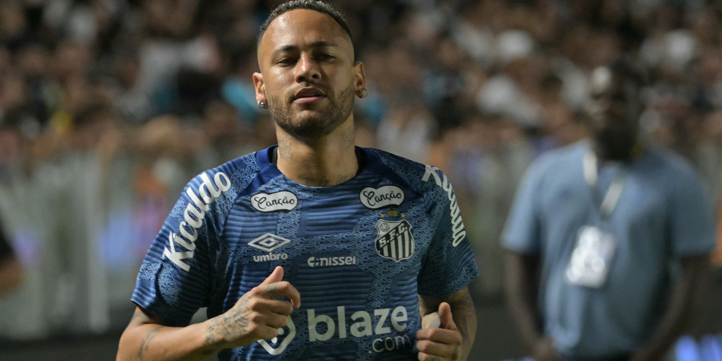 Neymar responde a Jorge Jesus: "Fiquei muito chateado"