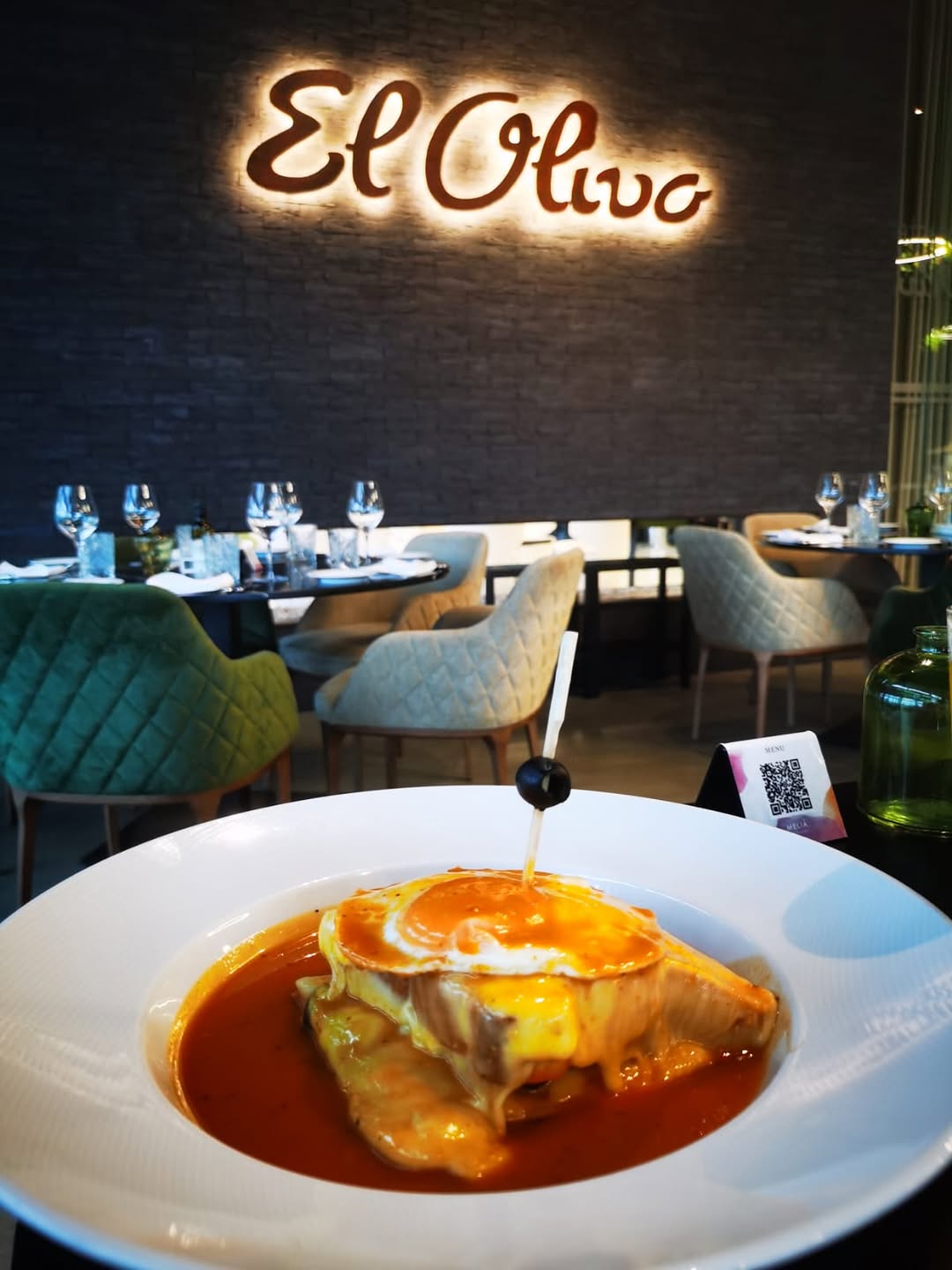 Neste restaurante, vai poder provar 6 variações da francesinha. Saiba a partir de quando