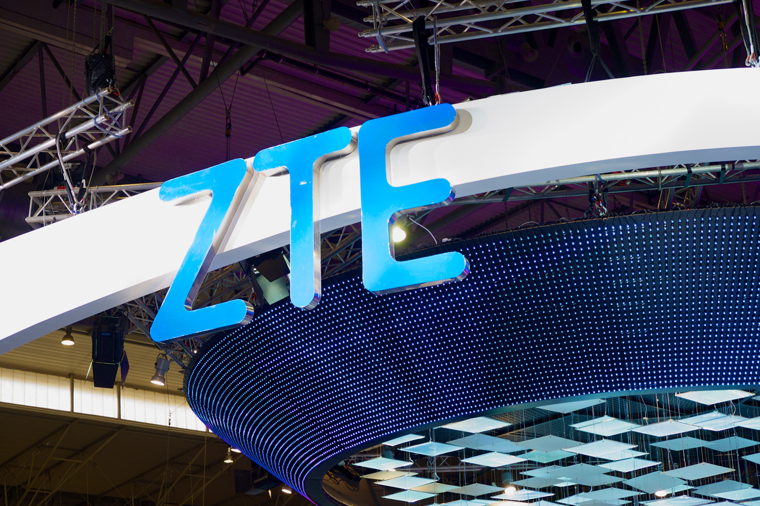 Acordo entre os EUA e China pode trazer vantagens para a ZTE
