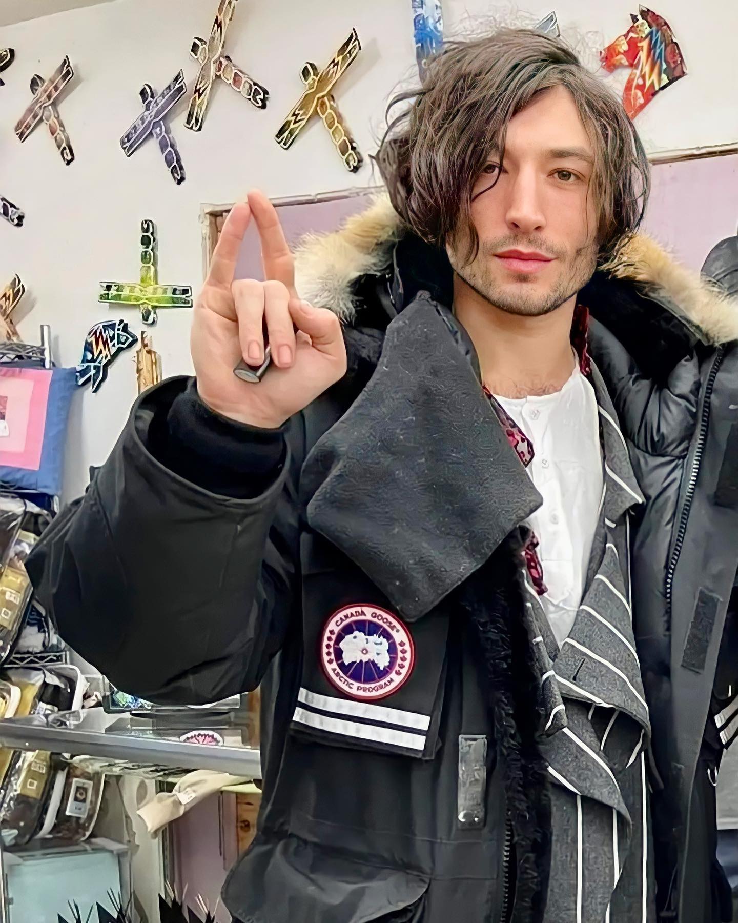 Ezra Miller. De ator promissor às polémicas e crimes. Agora, é suspeito no desaparecimento de uma família