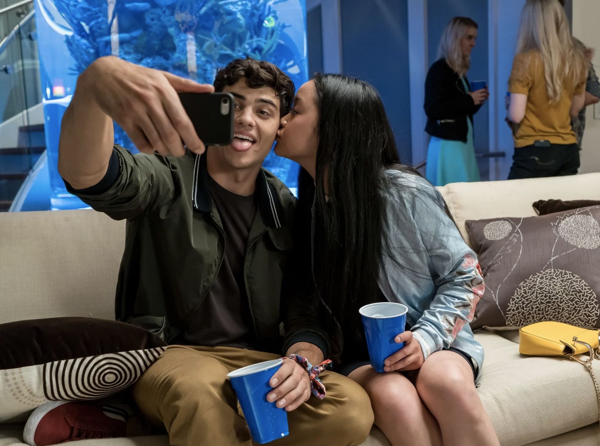 “A Todos os Rapazes que Amei”. As 4 cenas improvisadas pelos atores do filme sensação da Netflix