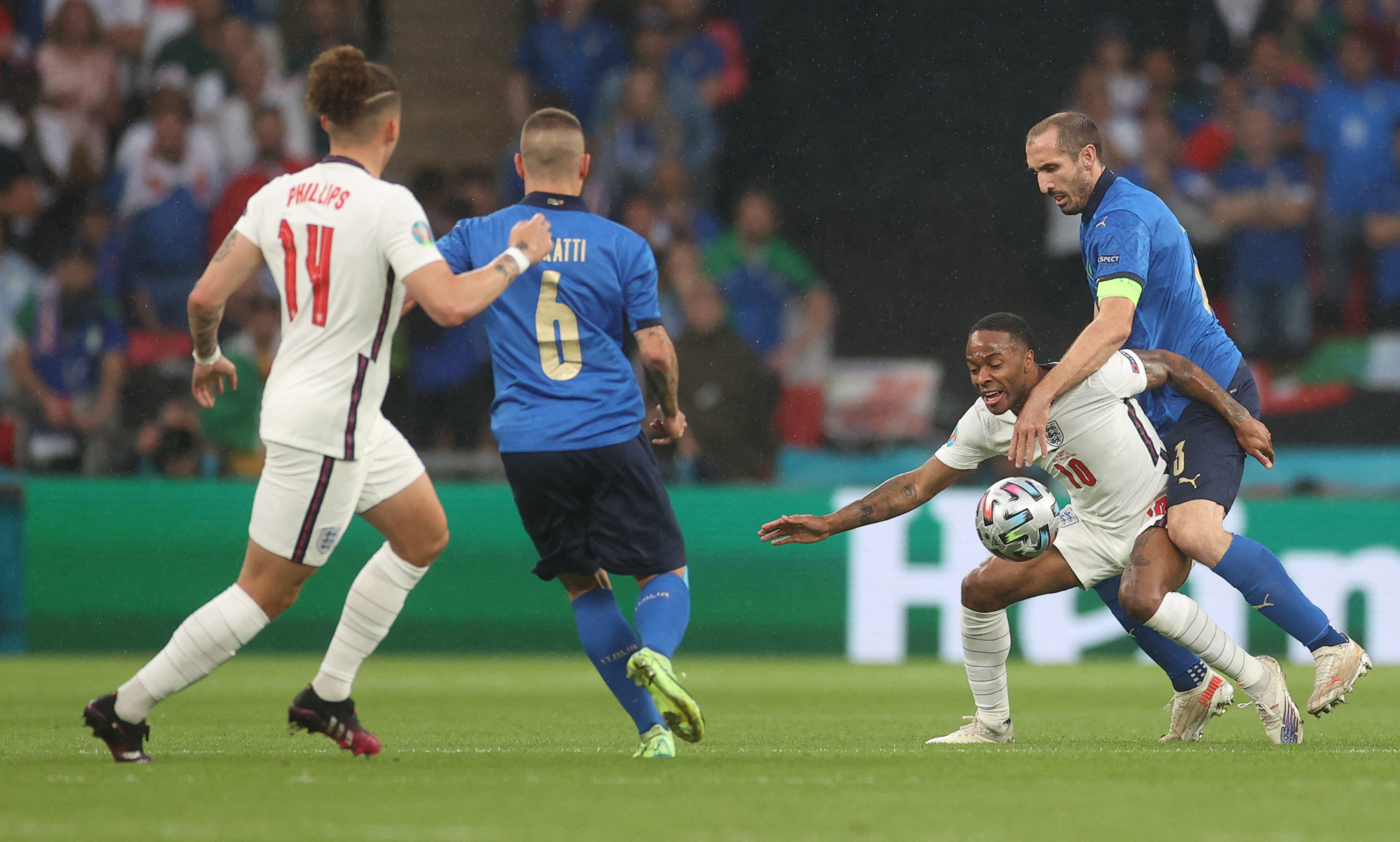 Обзор матчей италии. Англия Италия финал евро 2020. Футбол сегодня. Италия Англия лига наций.