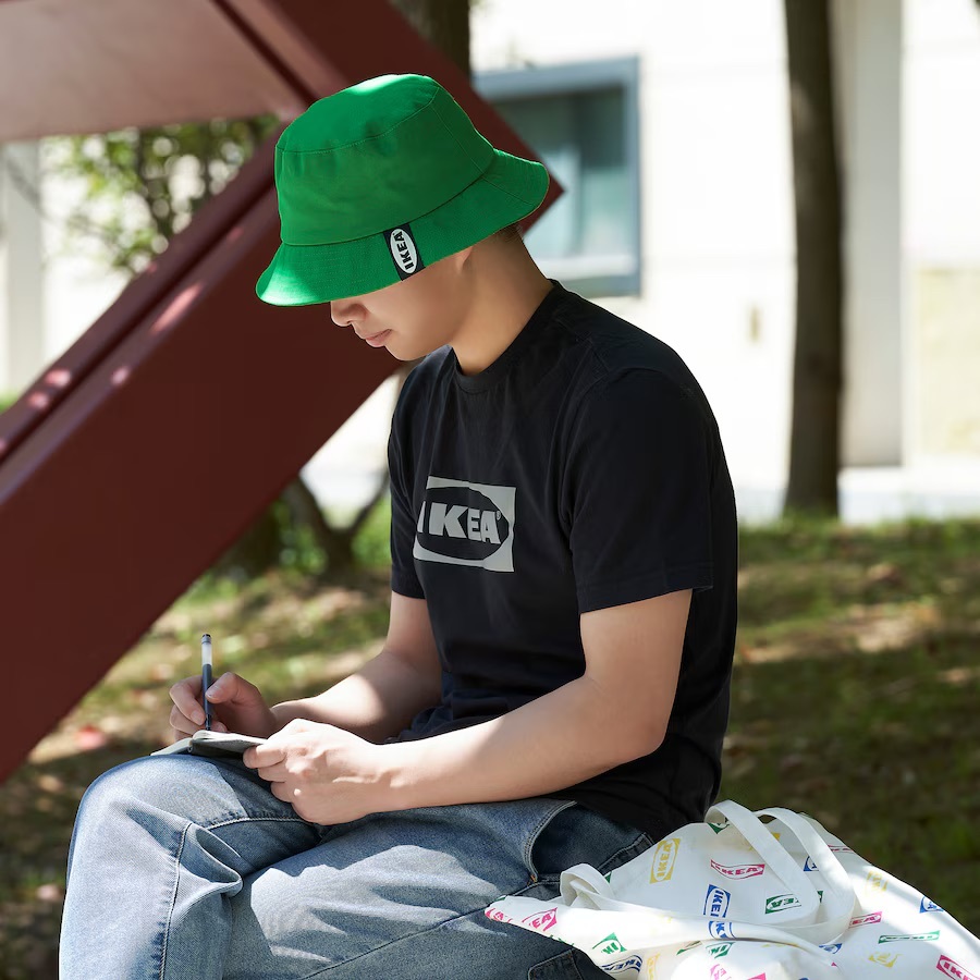 Já pode vestir a camisola pela IKEA (literalmente). Marca sueca lança primeira coleção de roupa limitada