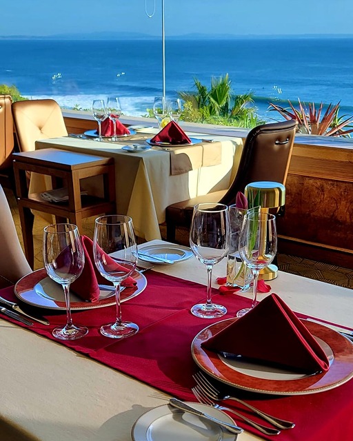 Gourmet Experiences. Este jantar de alta gastronomia custa 35€ e tem vista privilegiada para o mar