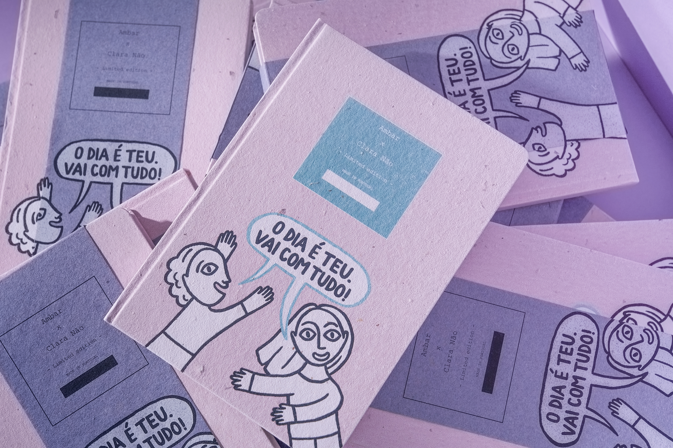 “O dia é teu, vai com tudo”. Clara Não convida as mulheres a planear dias fantásticos nestes cadernos