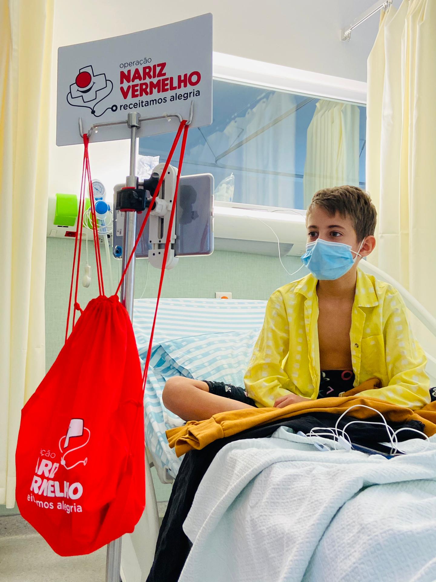 Palhaços na Linha. Crianças hospitalizadas recebem visitas virtuais dos Doutores Palhaços