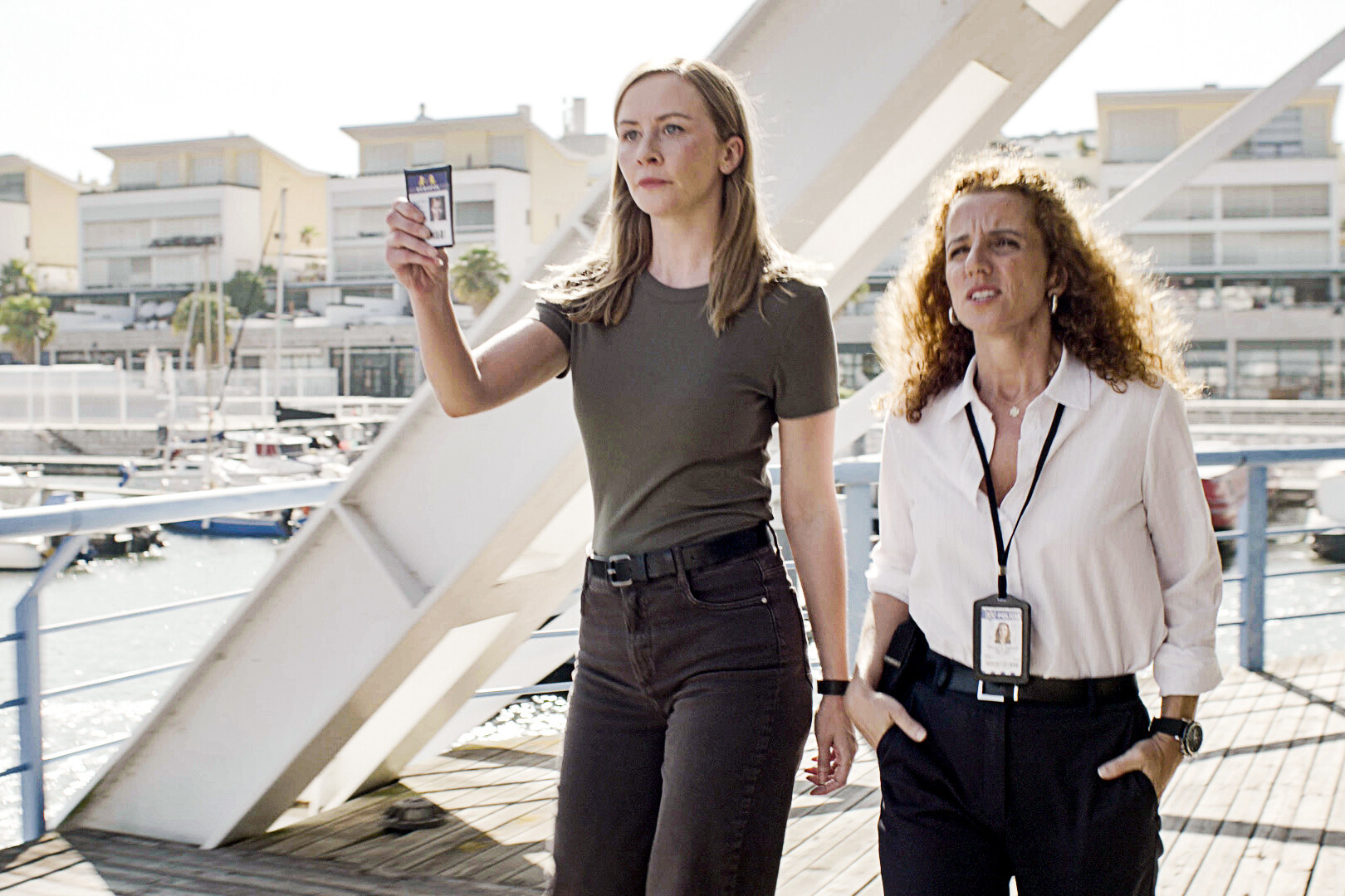 Série policial norte-americana com Inês Herédia estreia em breve na TV. Veja as imagens