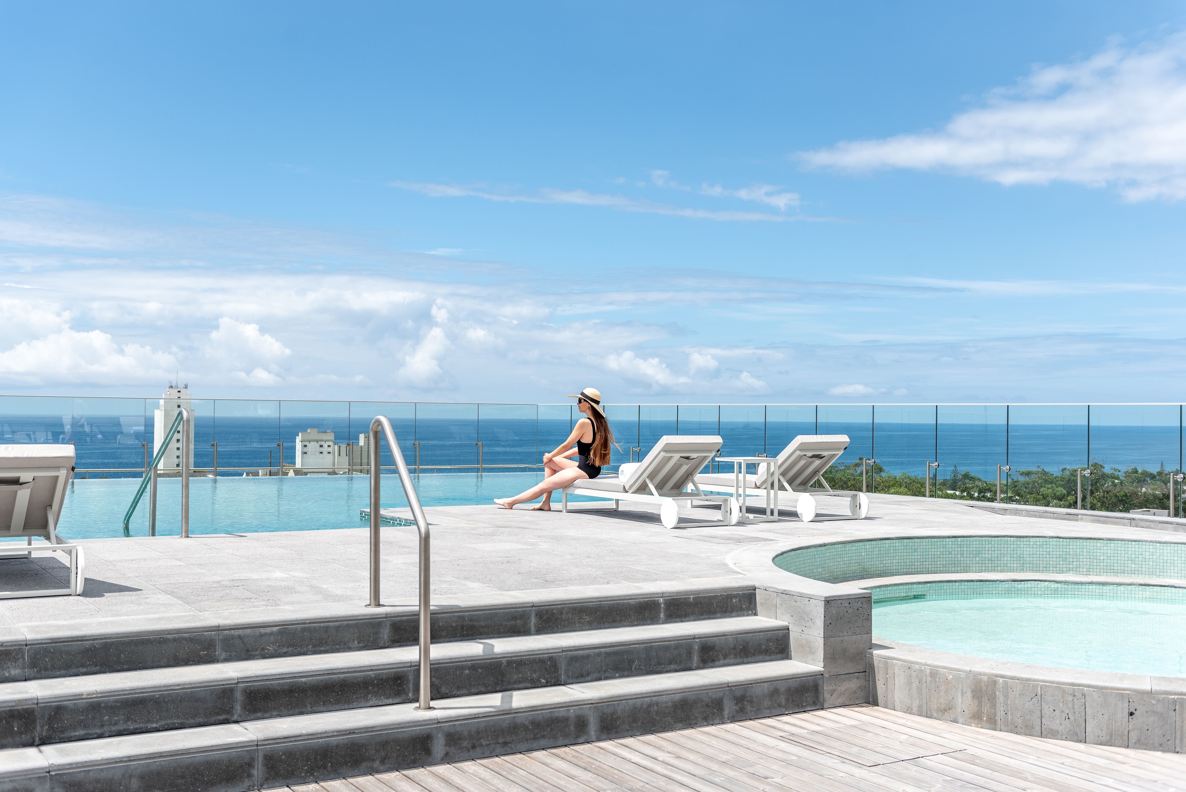 Comida, bebida e atividades. 6 rooftops (de Lisboa aos Açores) para aproveitar o calor de agosto